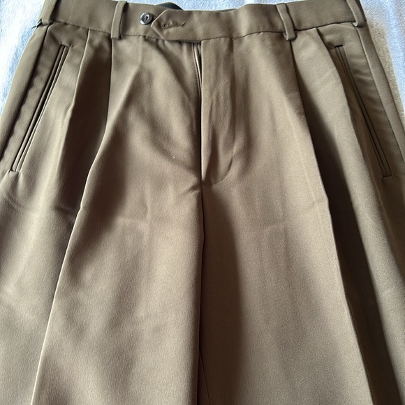 3 for 1 price:  Bundle of 3 pair of men’s Dockers pants. All pairs Size 30x30. - Picture 3 of 15